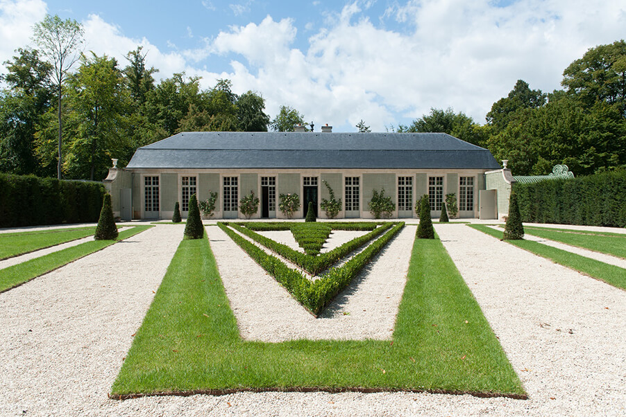 シャンティィ城のシルヴィー館でウェディング